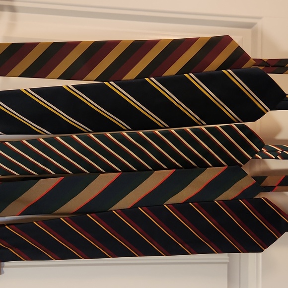 Vintage Neckties - Picture 3 of 3